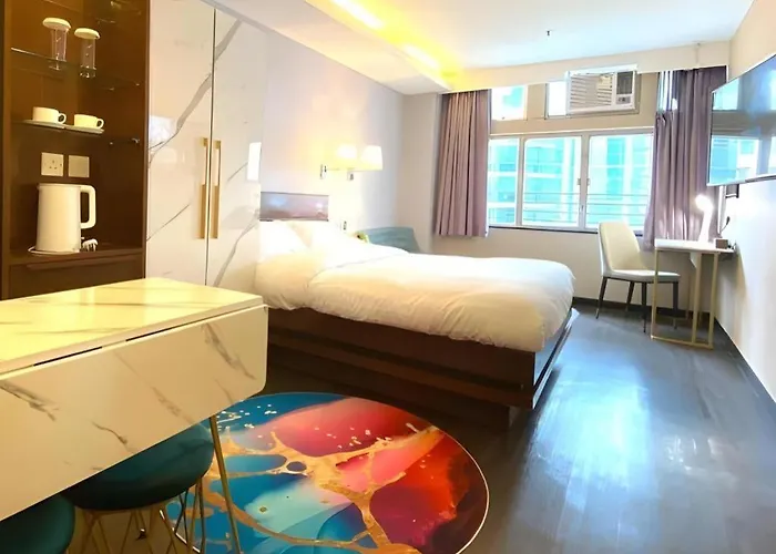 Sunny Day Hotel 香港